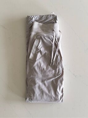 lululemon dance studio 32” lined
